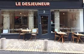 Le Desjeuneur