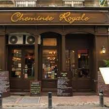 LA CHEMINEE ROYALE