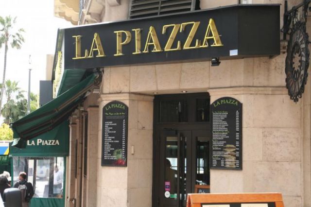 LA PIAZZA